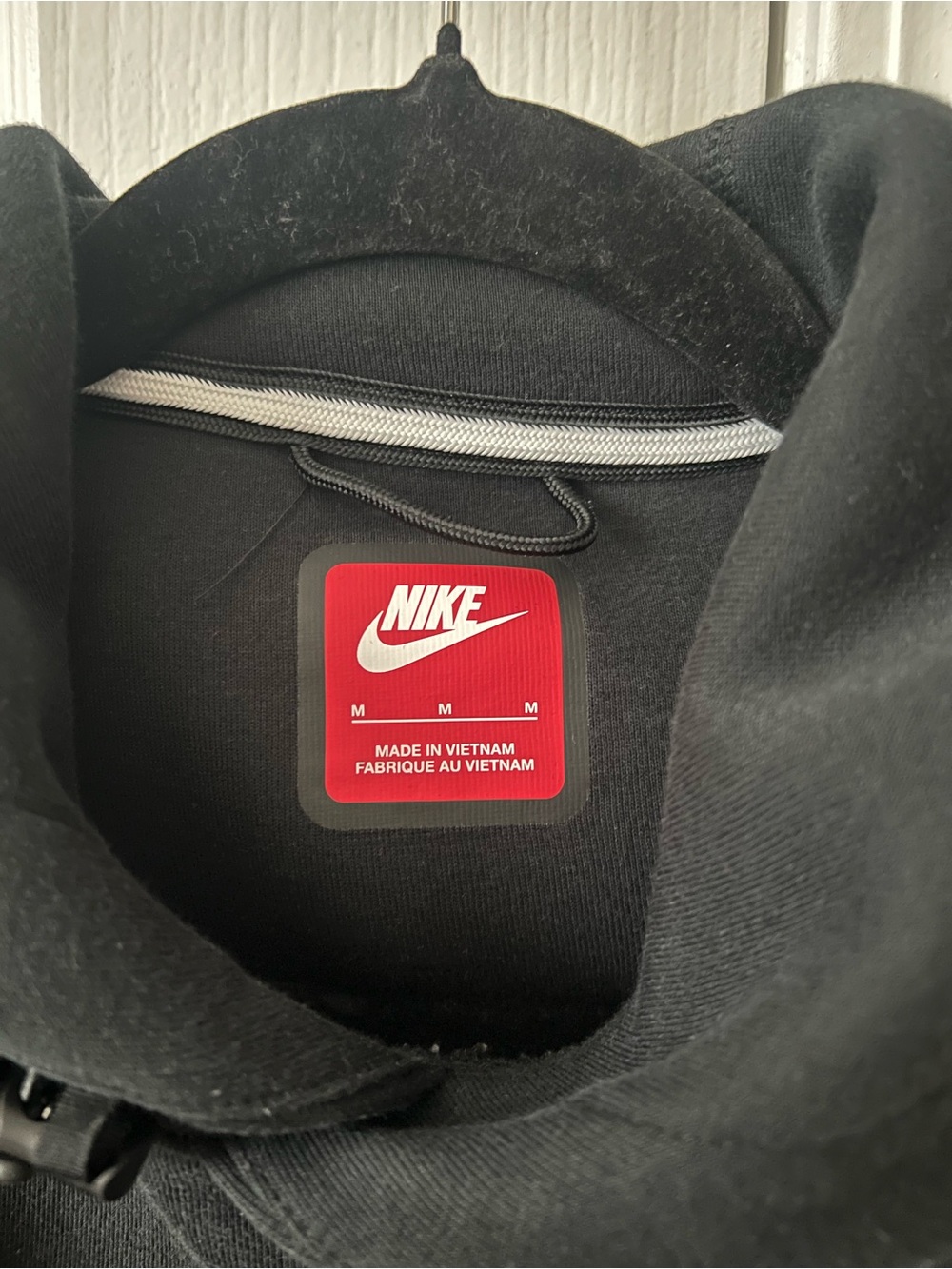 Nike Tech Men’s Black Pullover Hoodie - Picture 3 of 3